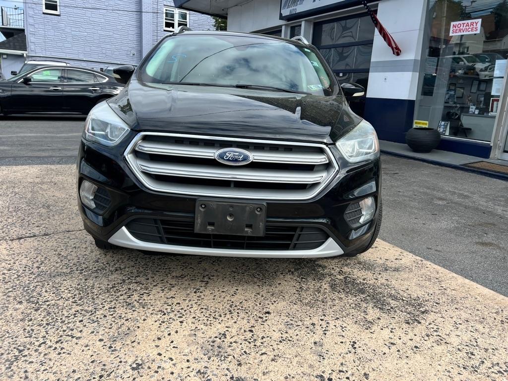 Ford Escape Titanium 4WD 2017