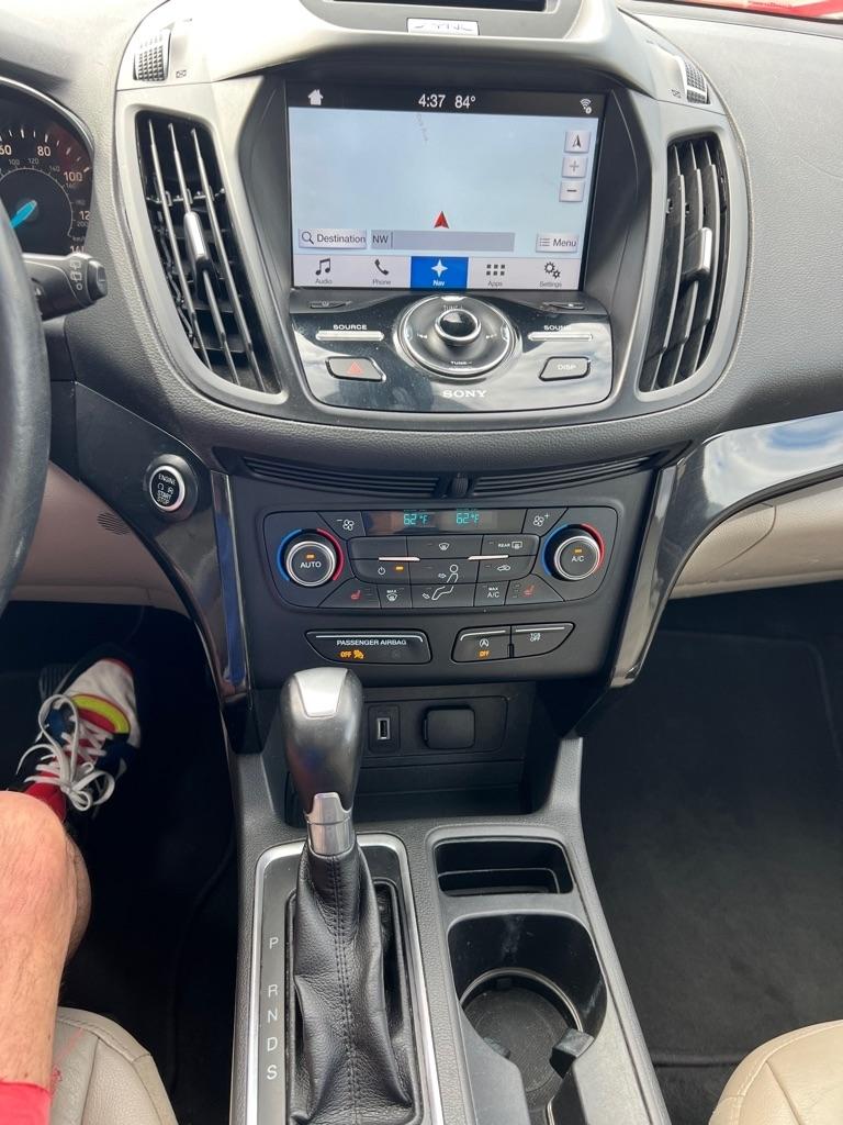 Ford Escape Titanium 4WD 2017