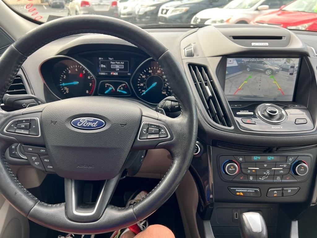 Ford Escape Titanium 4WD 2017