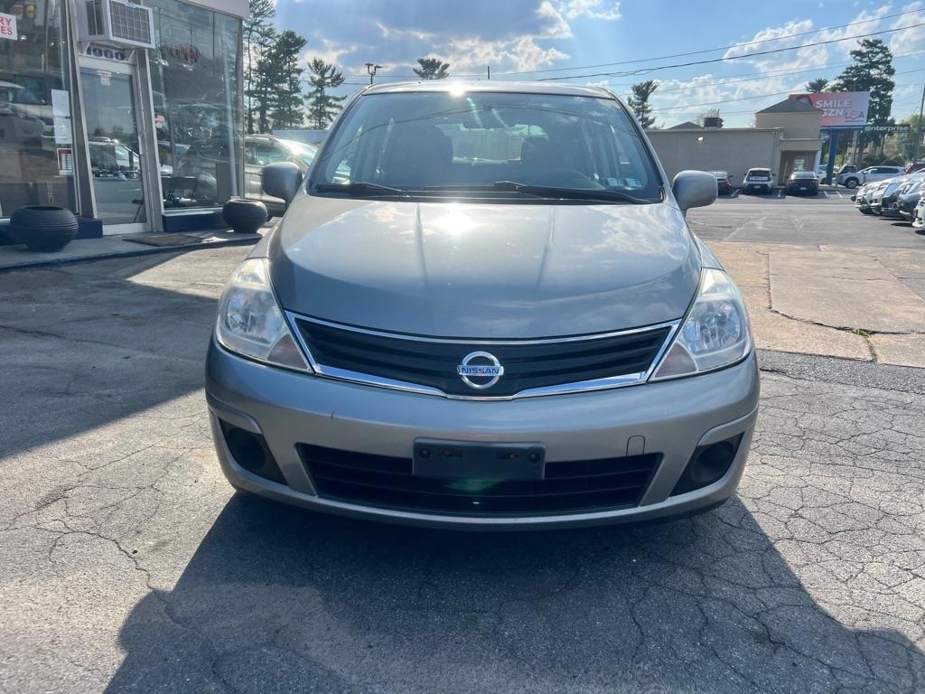 Nissan Versa 1.8 S Hatchback 2012