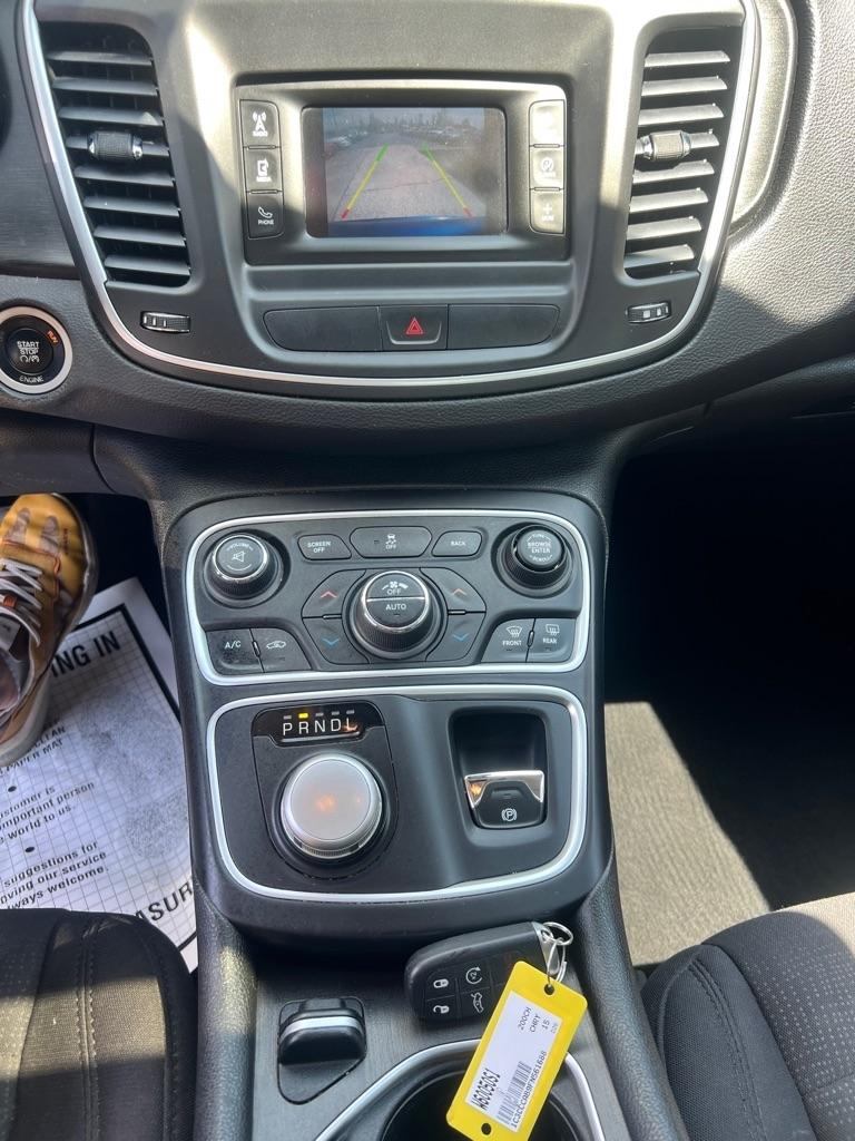 Chrysler 200 Limited 2015