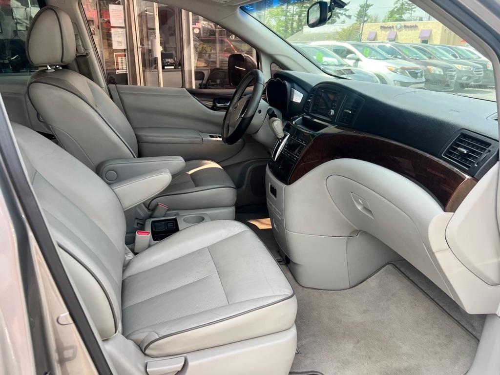 Nissan Quest 3.5 S 2011