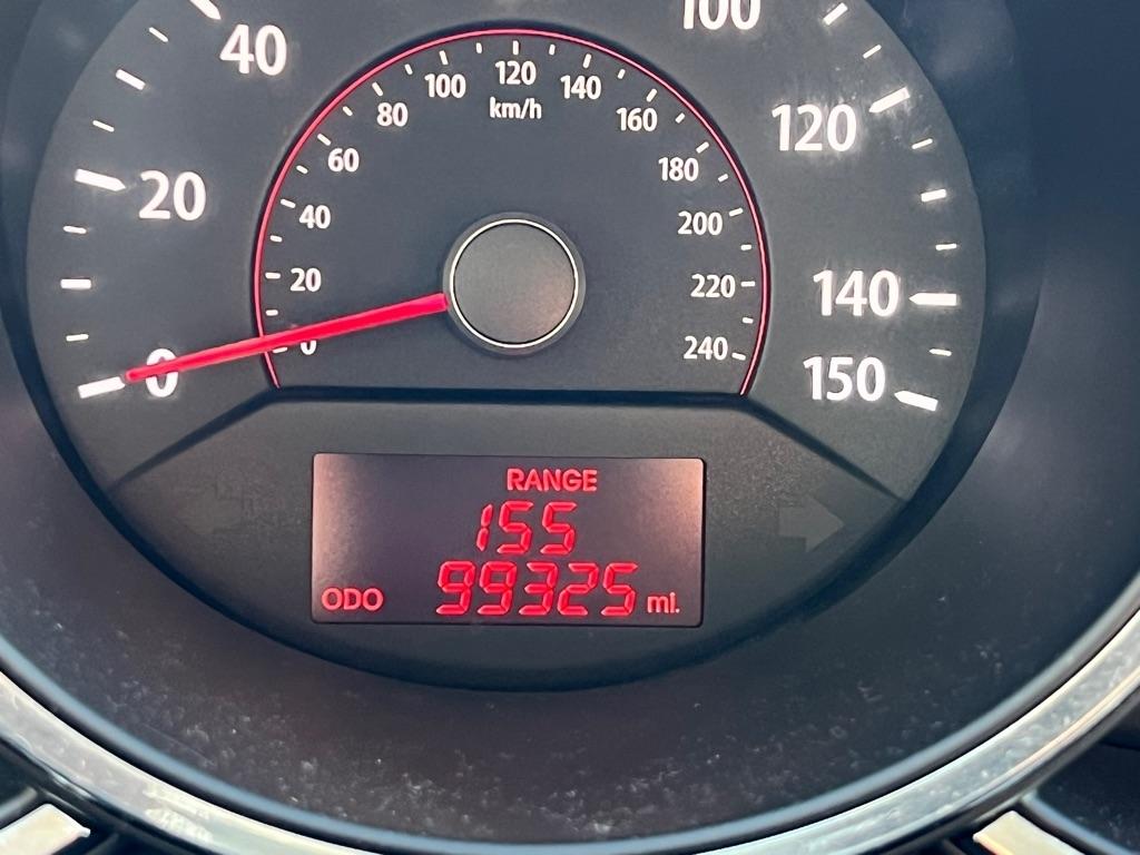 Kia Sorento LX 2WD 2011