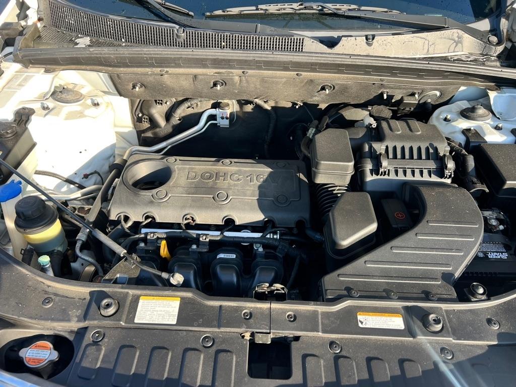 Kia Sorento LX 2WD 2011