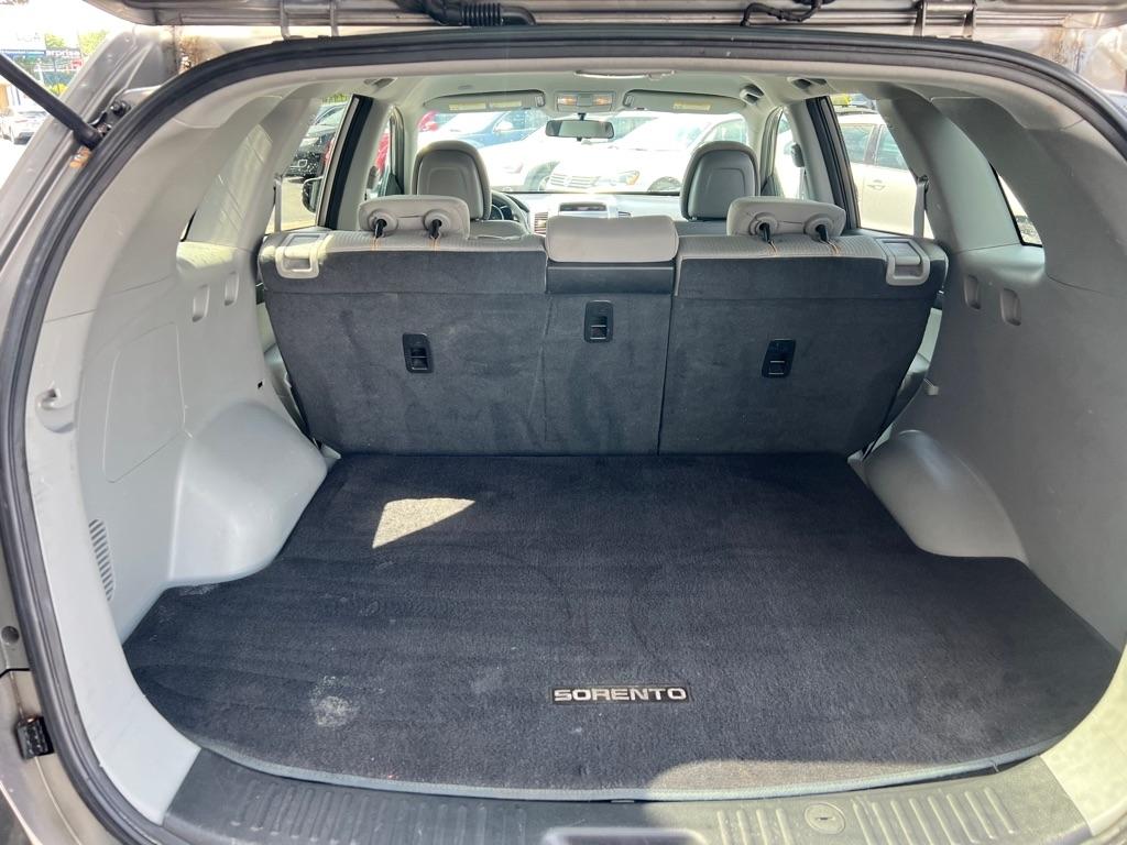 Kia Sorento LX 2WD 2011