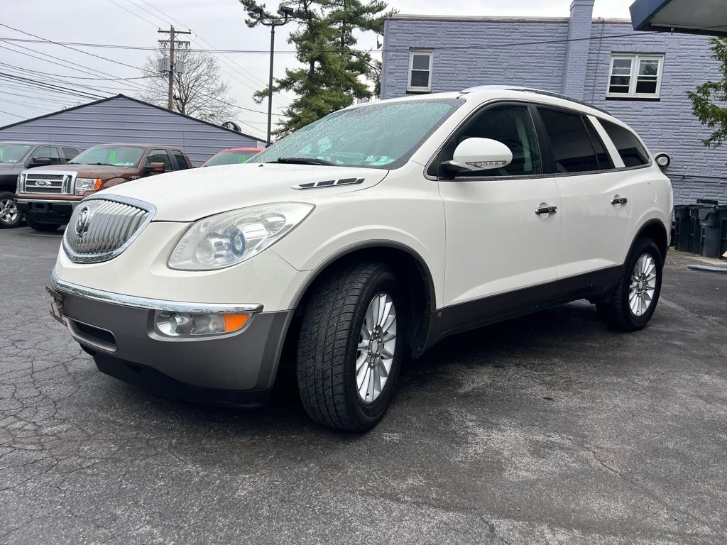 2010 Buick Enclave CX FWD's photo