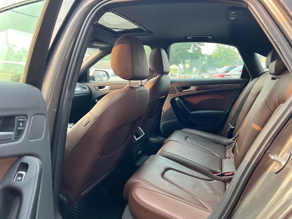Audi A4 2.0T Sedan quattro Tiptronic 2014