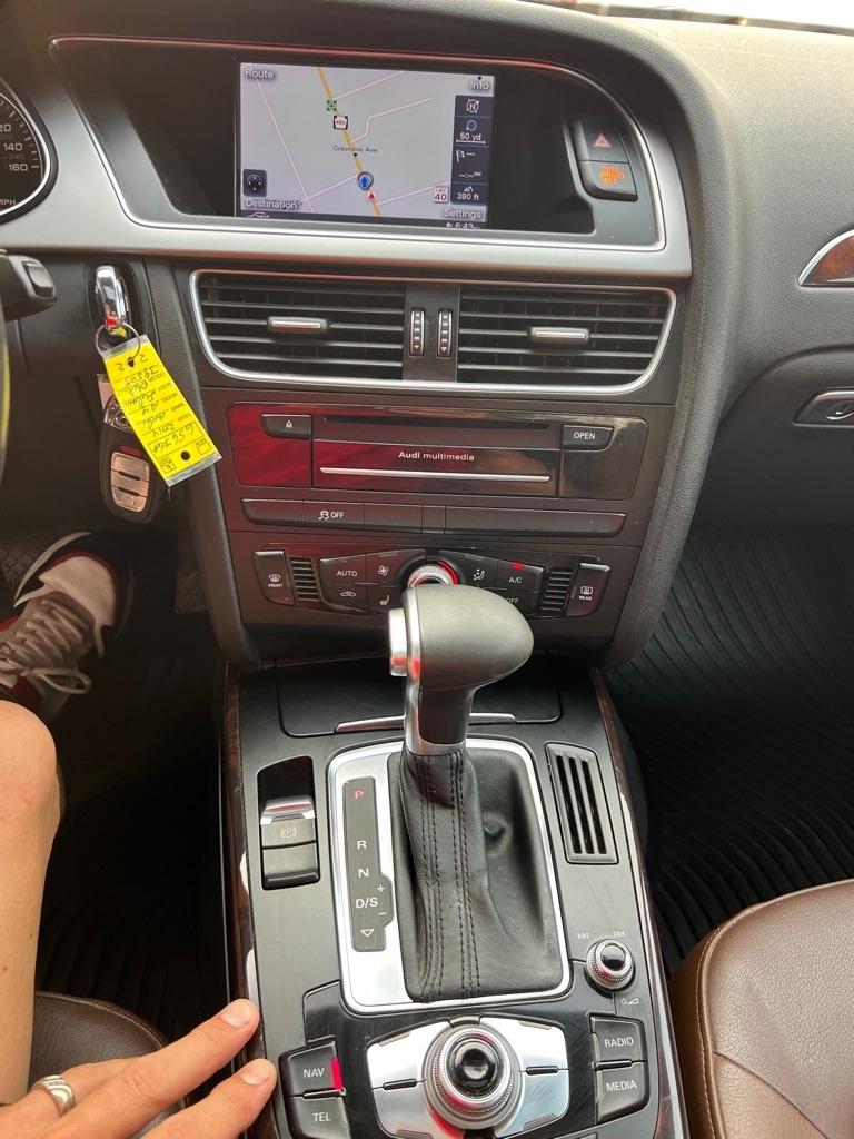 Audi A4 2.0T Sedan quattro Tiptronic 2014