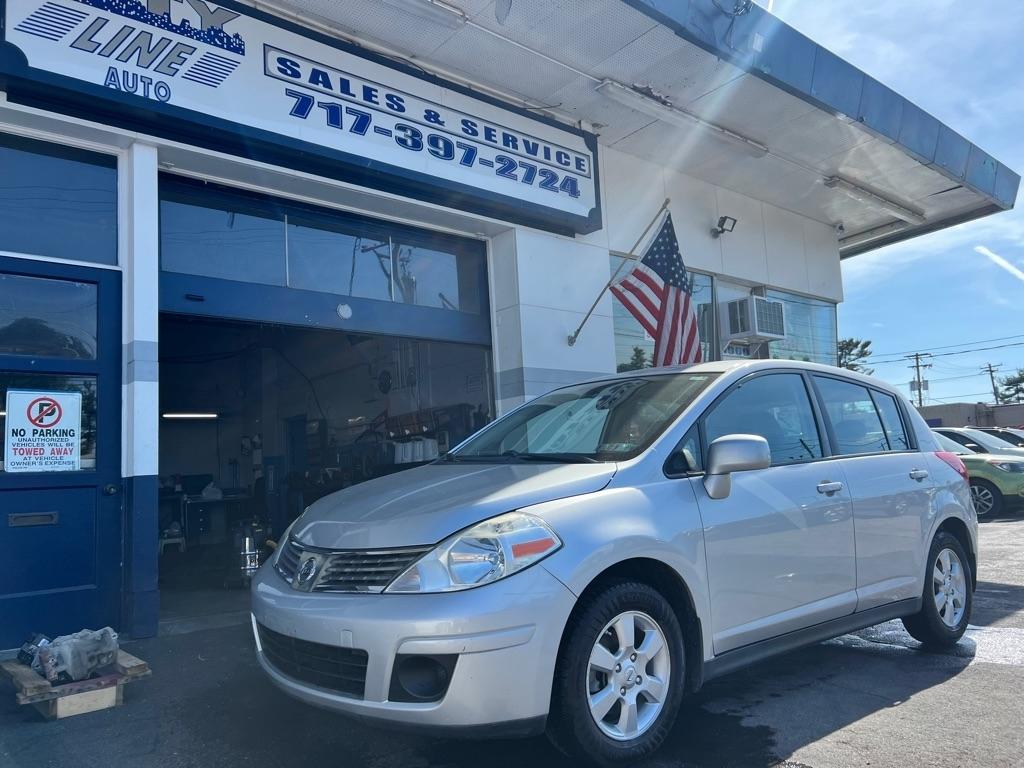 Nissan Versa 1.8 S Hatchback 2009