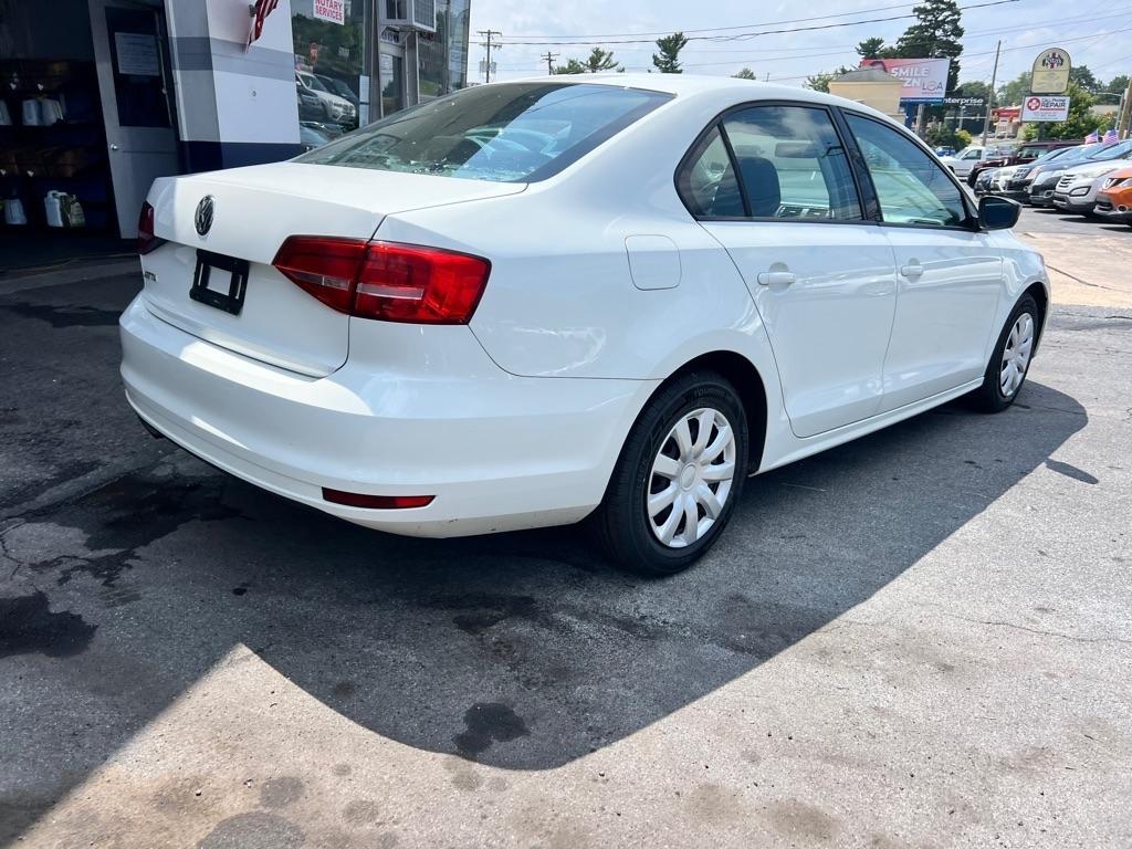 Volkswagen Jetta S 6A 2015