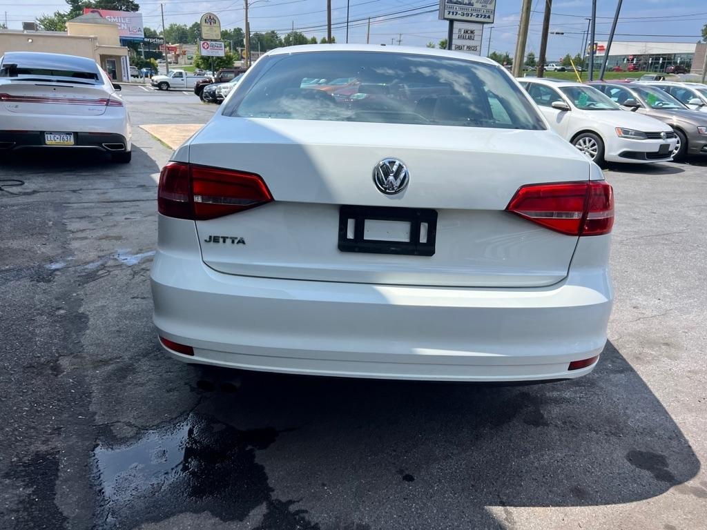 Volkswagen Jetta S 6A 2015