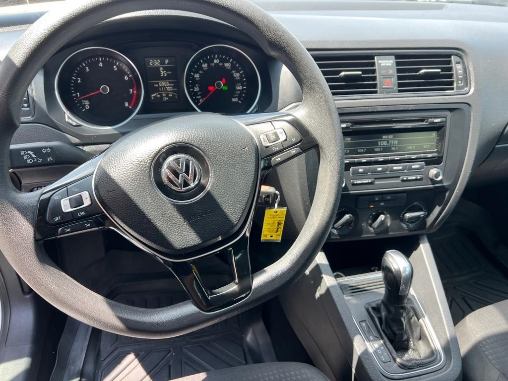 Volkswagen Jetta S 6A 2015