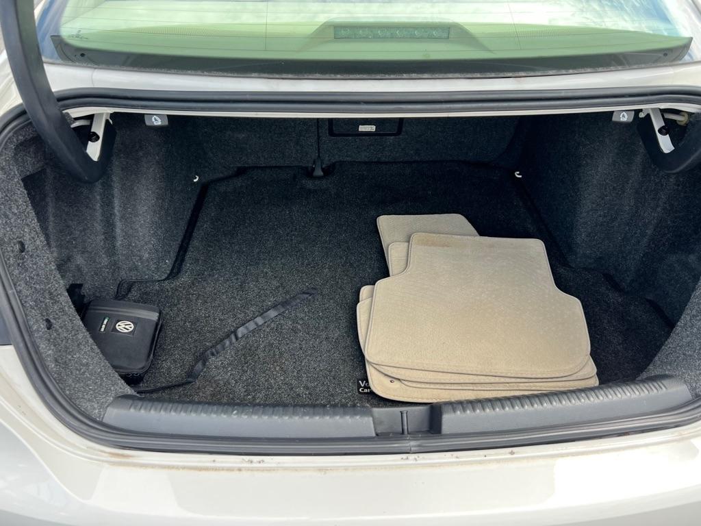 Volkswagen Jetta SE 2013