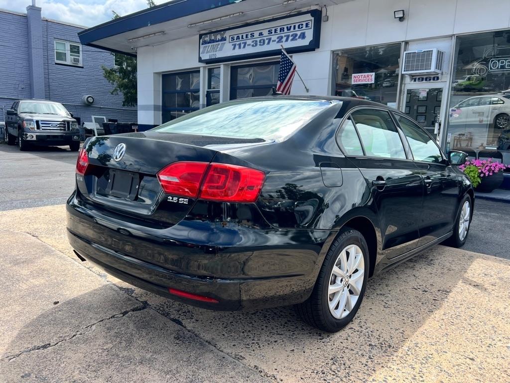 Volkswagen Jetta SE 2012