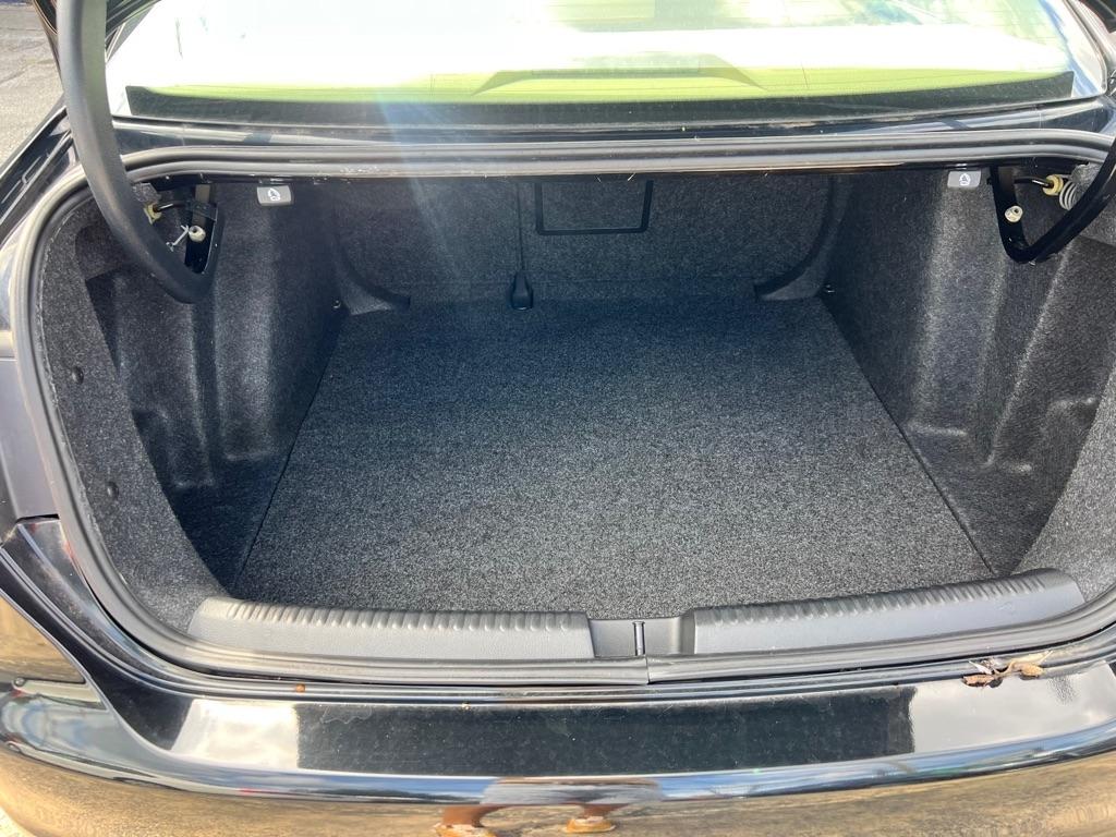 Volkswagen Jetta SE 2012