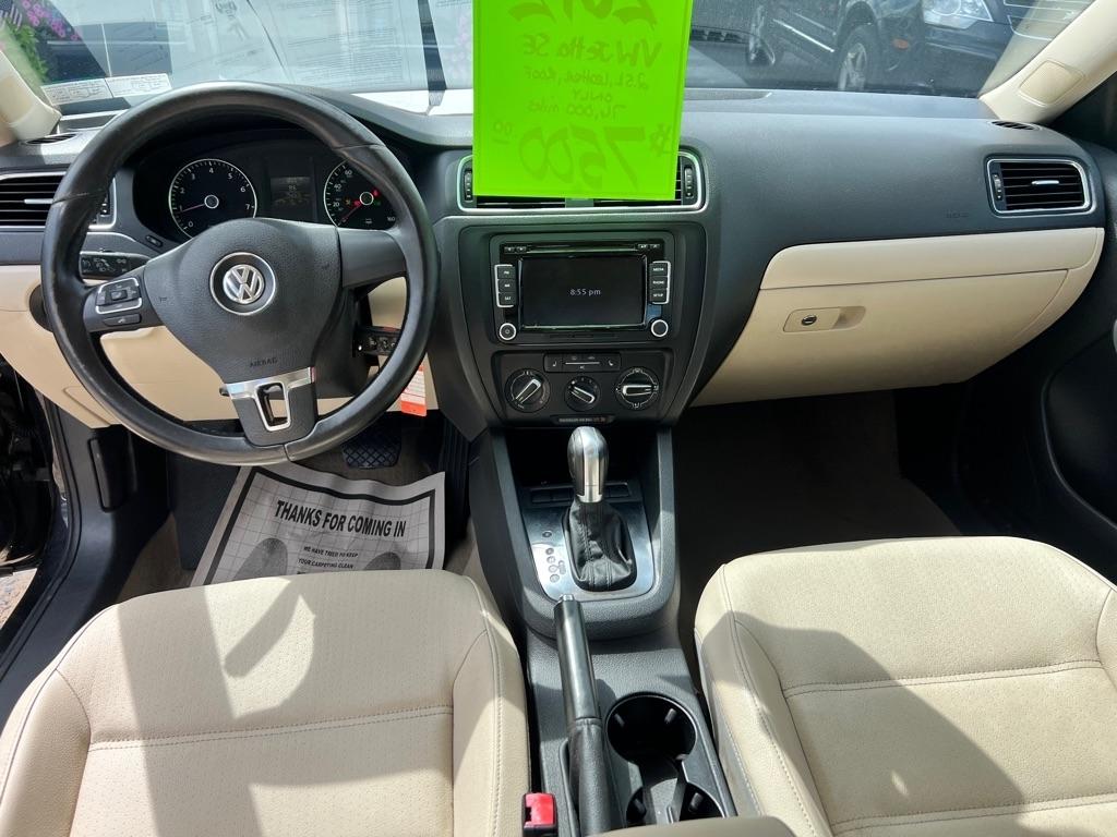 Volkswagen Jetta SE 2012