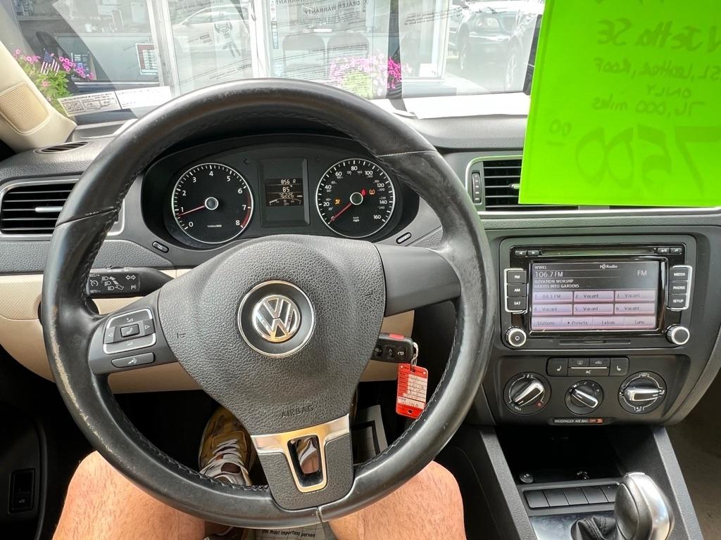 Volkswagen Jetta SE 2012