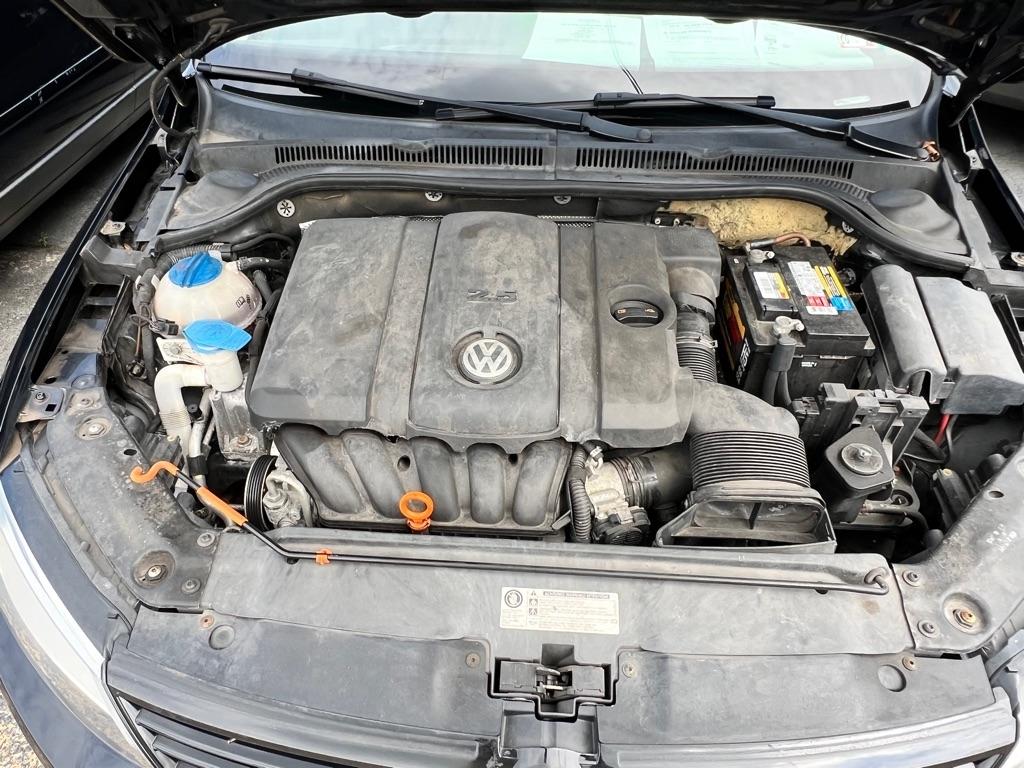 Volkswagen Jetta SE 2012