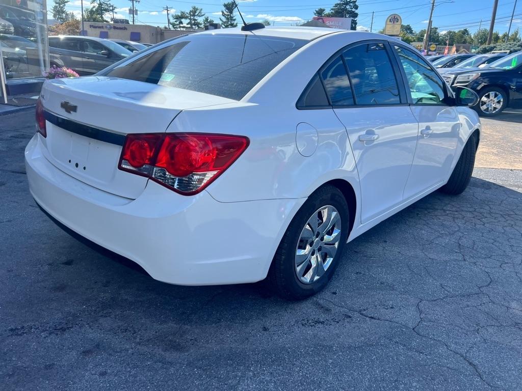 Chevrolet Cruze photo 4