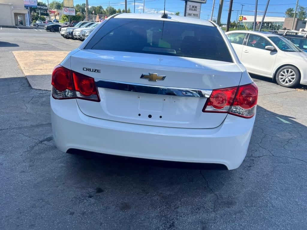Chevrolet Cruze photo 5