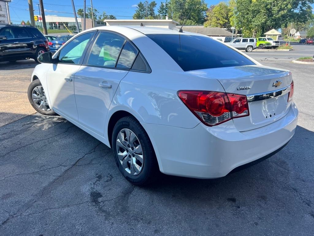 Chevrolet Cruze photo 6