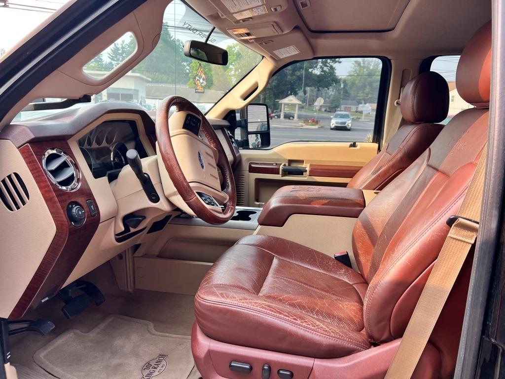 Ford F-250 SD King Ranch Crew Cab 4WD 2013