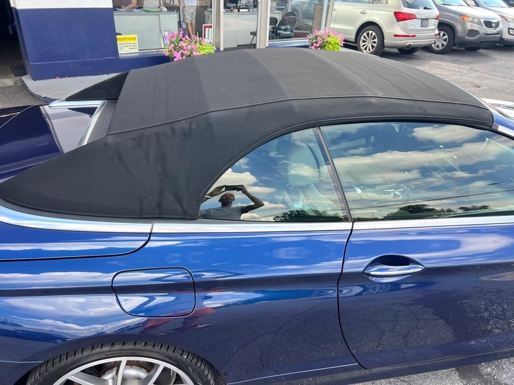 BMW 6-Series 650i Convertible 2012