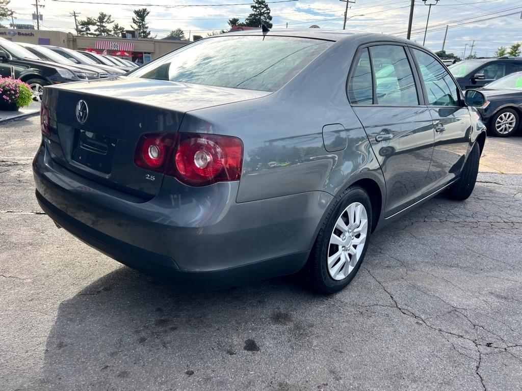 Volkswagen Jetta S PZEV 2010