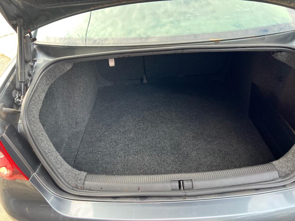 Volkswagen Jetta S PZEV 2010