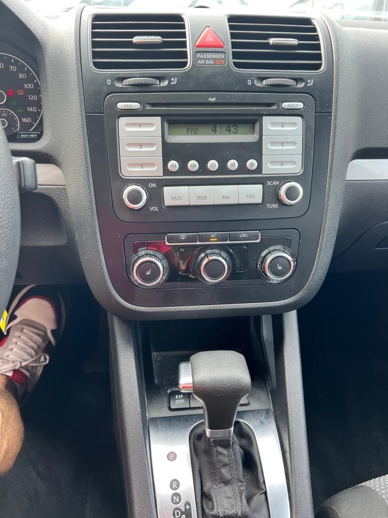 Volkswagen Jetta S PZEV 2010