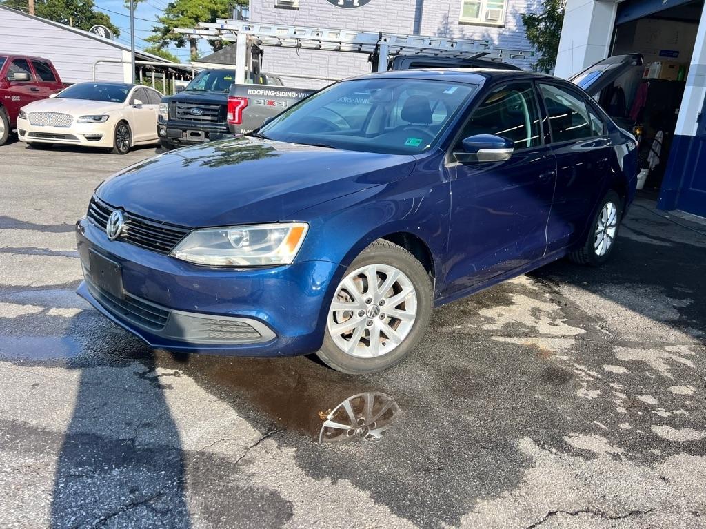 Volkswagen Jetta SE 2012