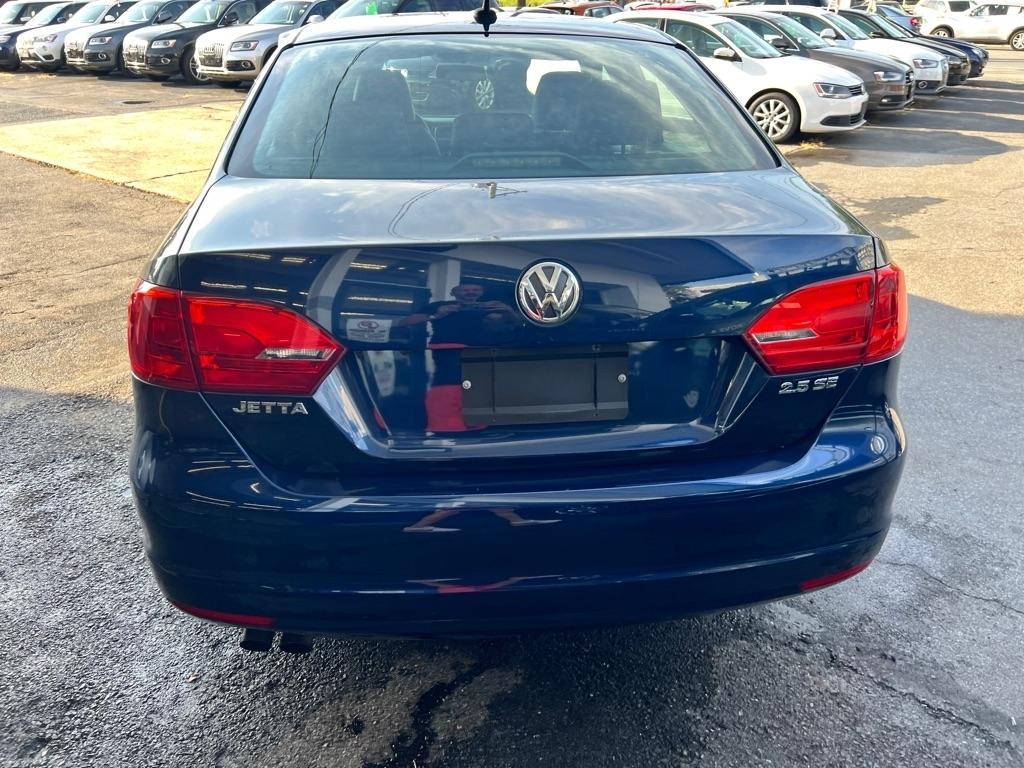 Volkswagen Jetta SE 2012