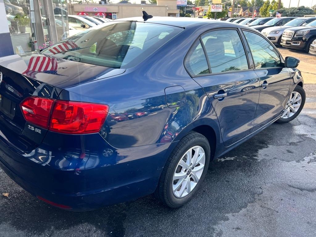 Volkswagen Jetta SE 2012