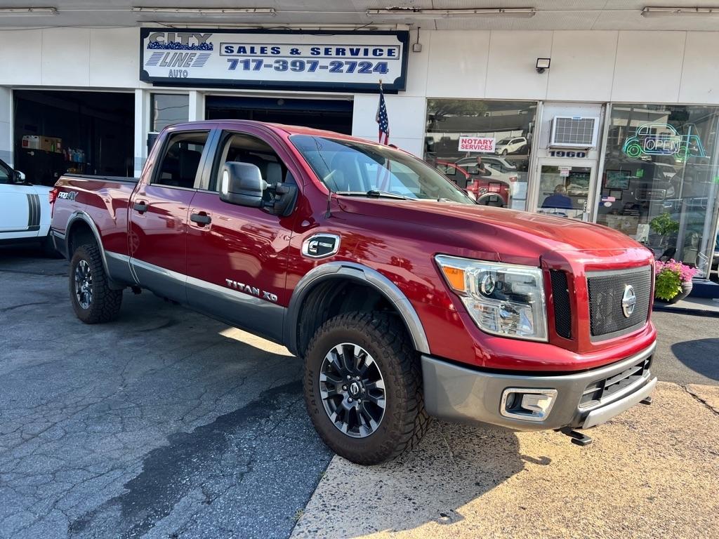Nissan Titan photo 3
