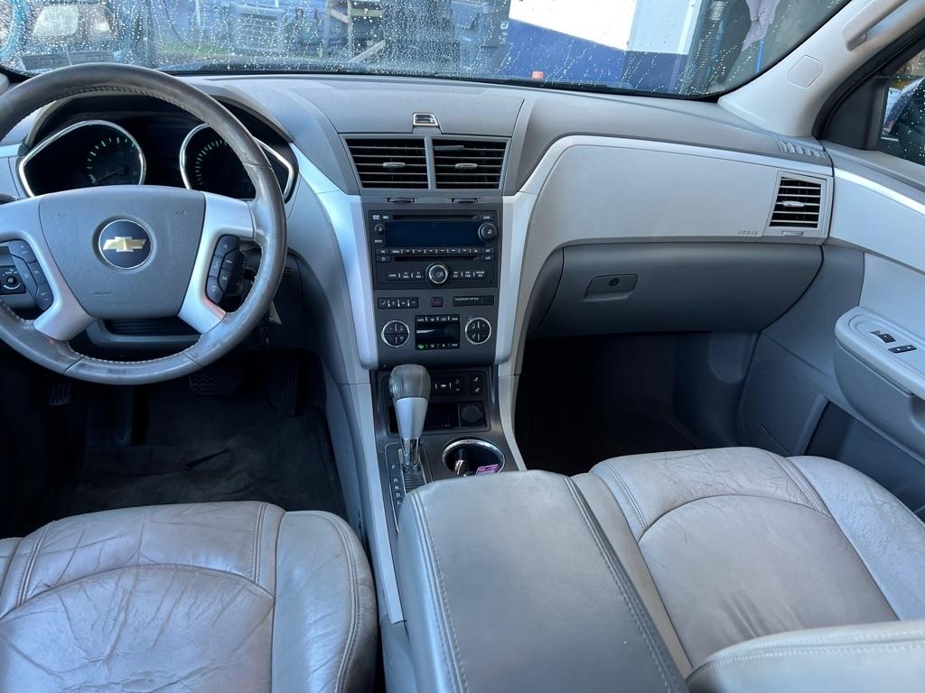 Chevrolet Traverse 2LT AWD 2011