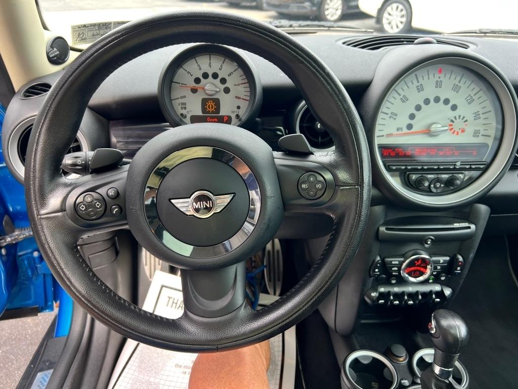 Mini Clubman photo 13