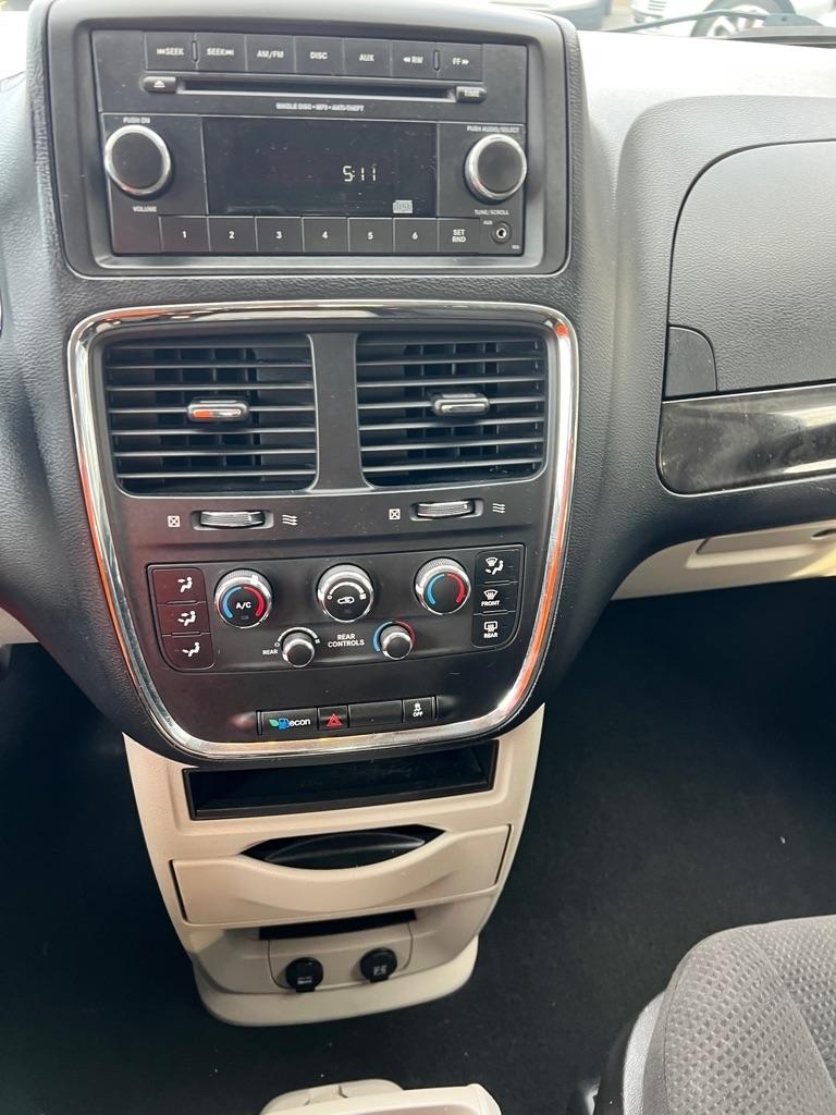 Dodge Grand Caravan SE 2013