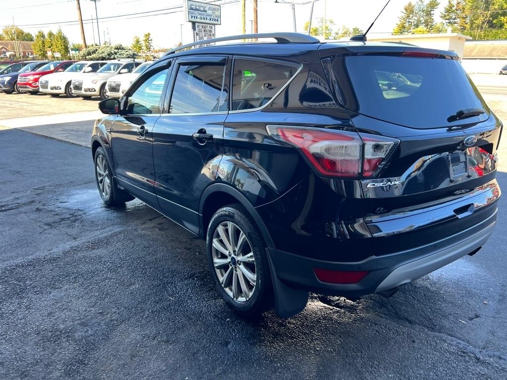 Ford Escape Titanium 4WD 2017