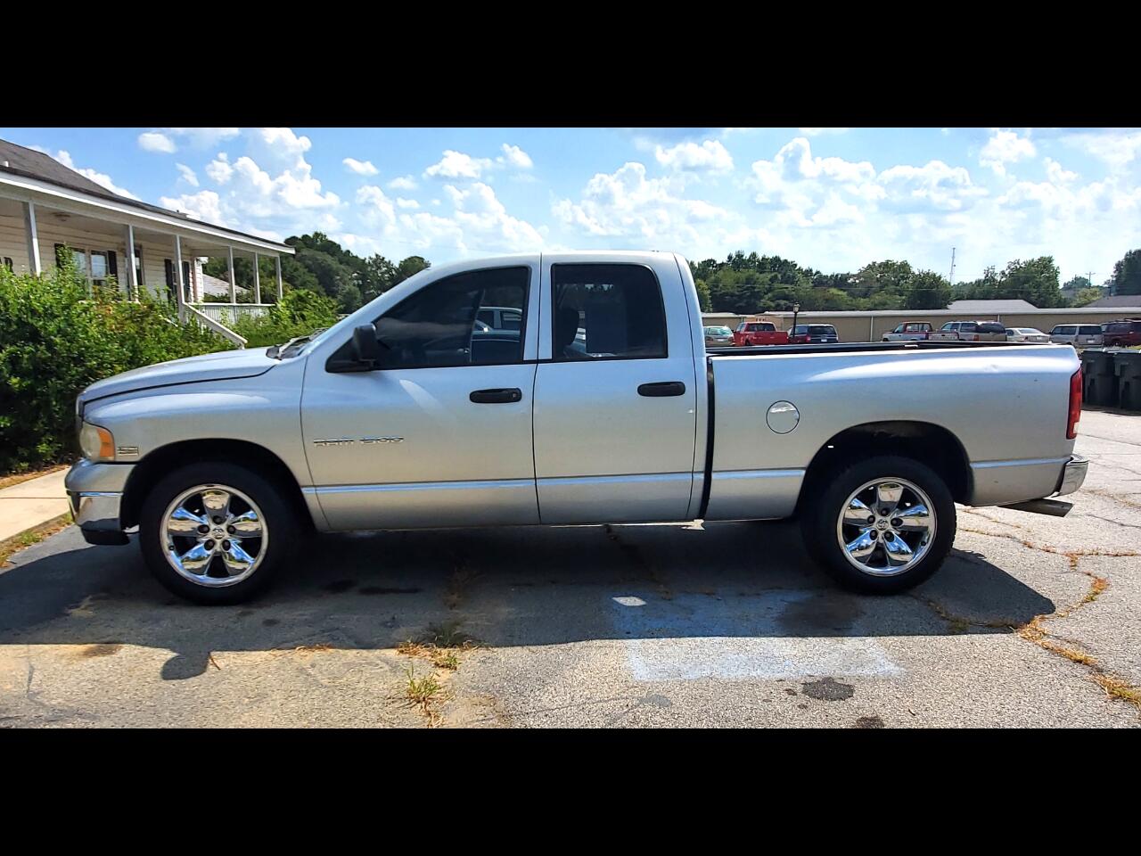 Dodge Ram 1500 ST Quad Cab 2WD 2004 Dodge Ram 1500 ST Quad Cab 2WD 2004