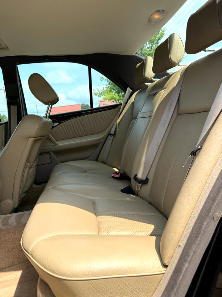 Mercedes-Benz E Class 4dr Sdn 3.2L 1997 Mercedes-Benz E Class 4dr Sdn 3.2L 1997