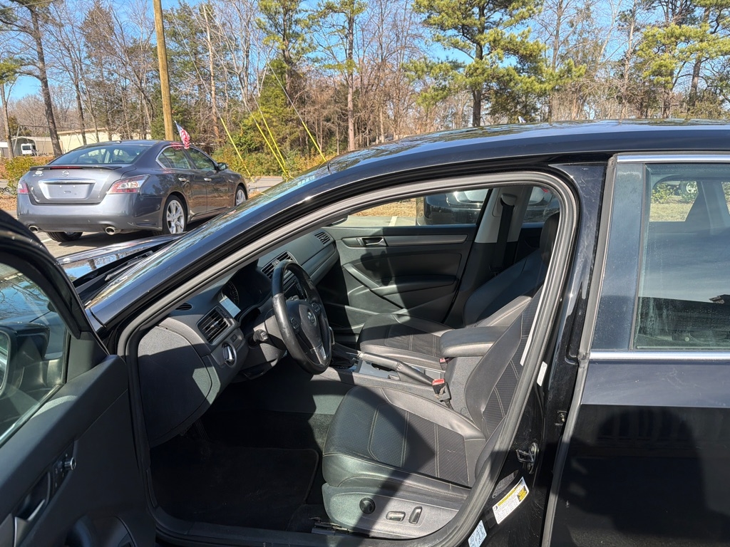 Volkswagen Passat 1.8T SE AT PZEV 2014