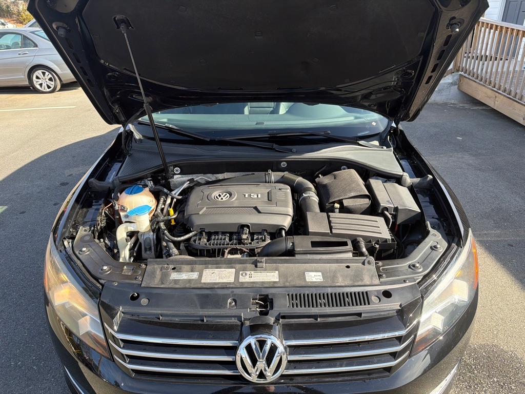 Volkswagen Passat 1.8T SE AT PZEV 2014