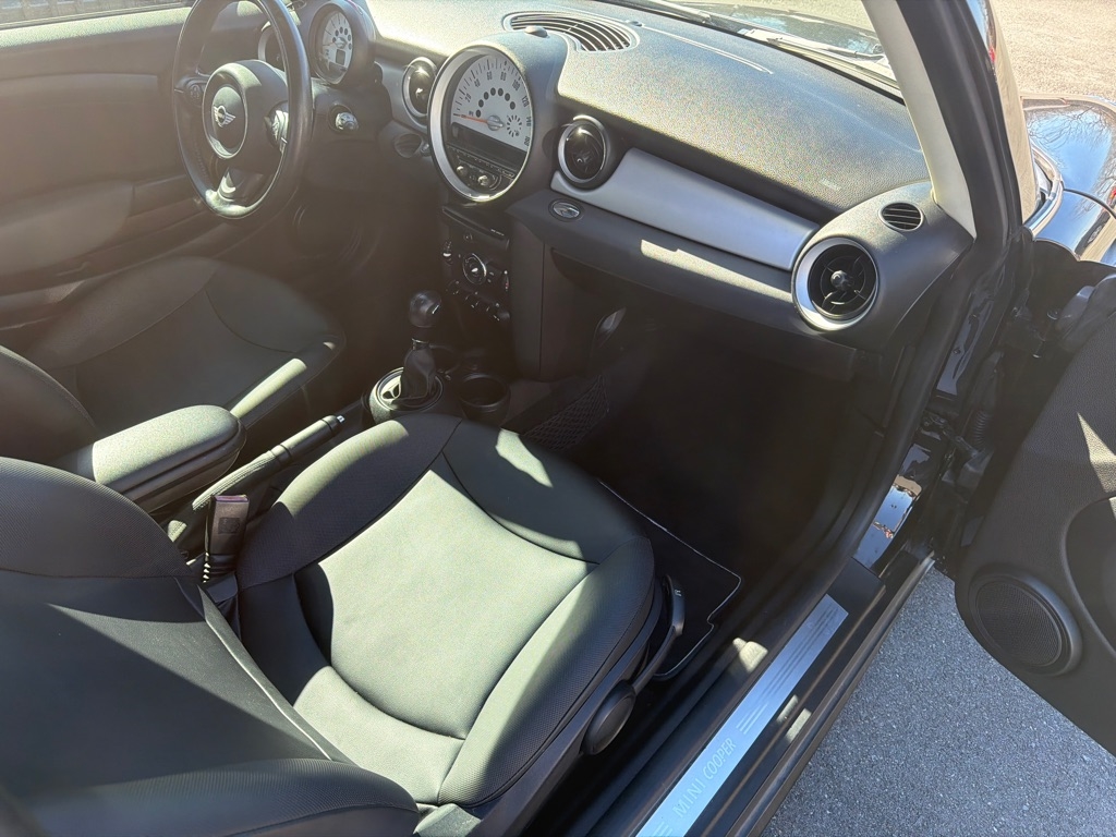 MINI Cooper Base 2012