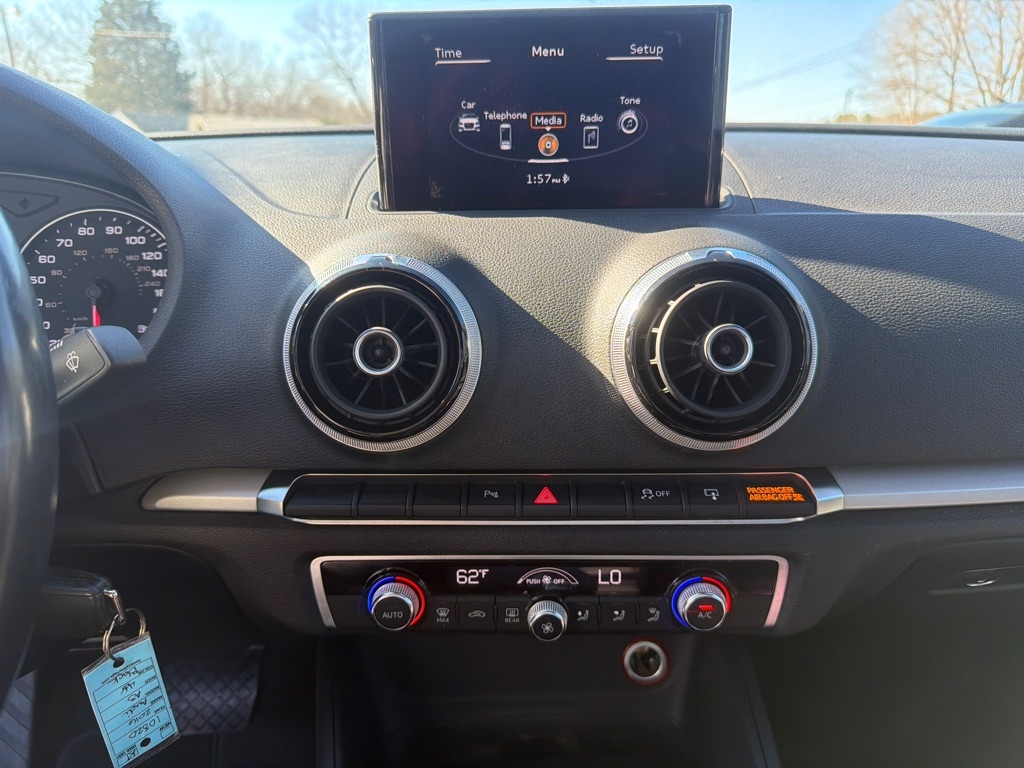 Audi A3 1.8T Premium FWD S tronic 2016