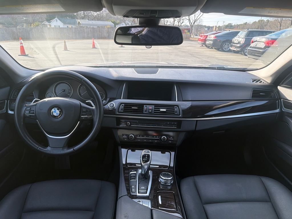 BMW 5-Series 528i xDrive 2016