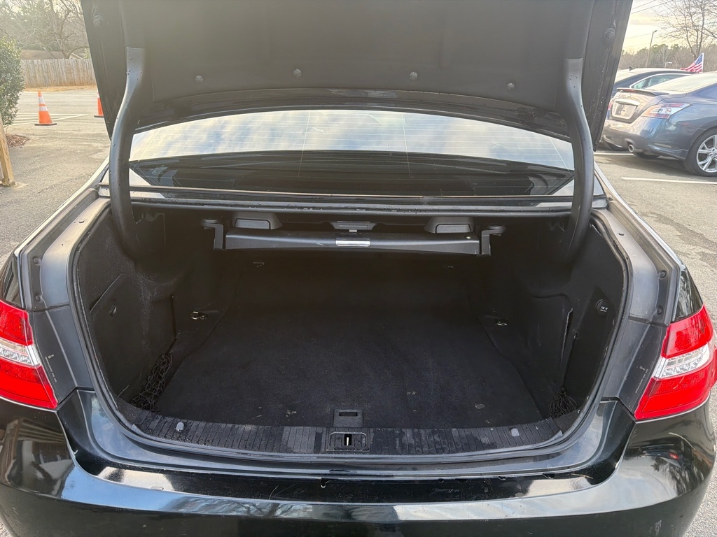 Mercedes-Benz E-Class E350 4MATIC Sedan 2013