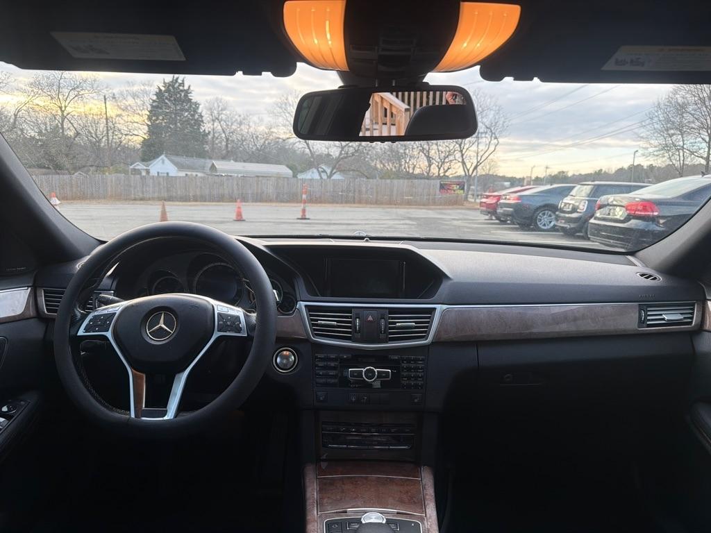 Mercedes-Benz E-Class E350 4MATIC Sedan 2013