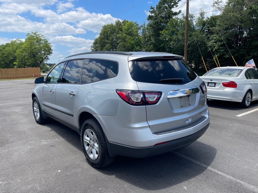 Chevrolet Traverse LS FWD w/PDC 2014