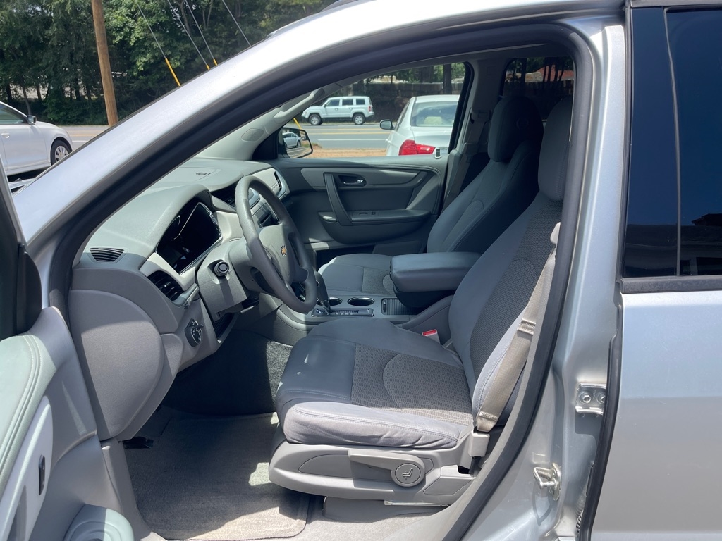 Chevrolet Traverse LS FWD w/PDC 2014