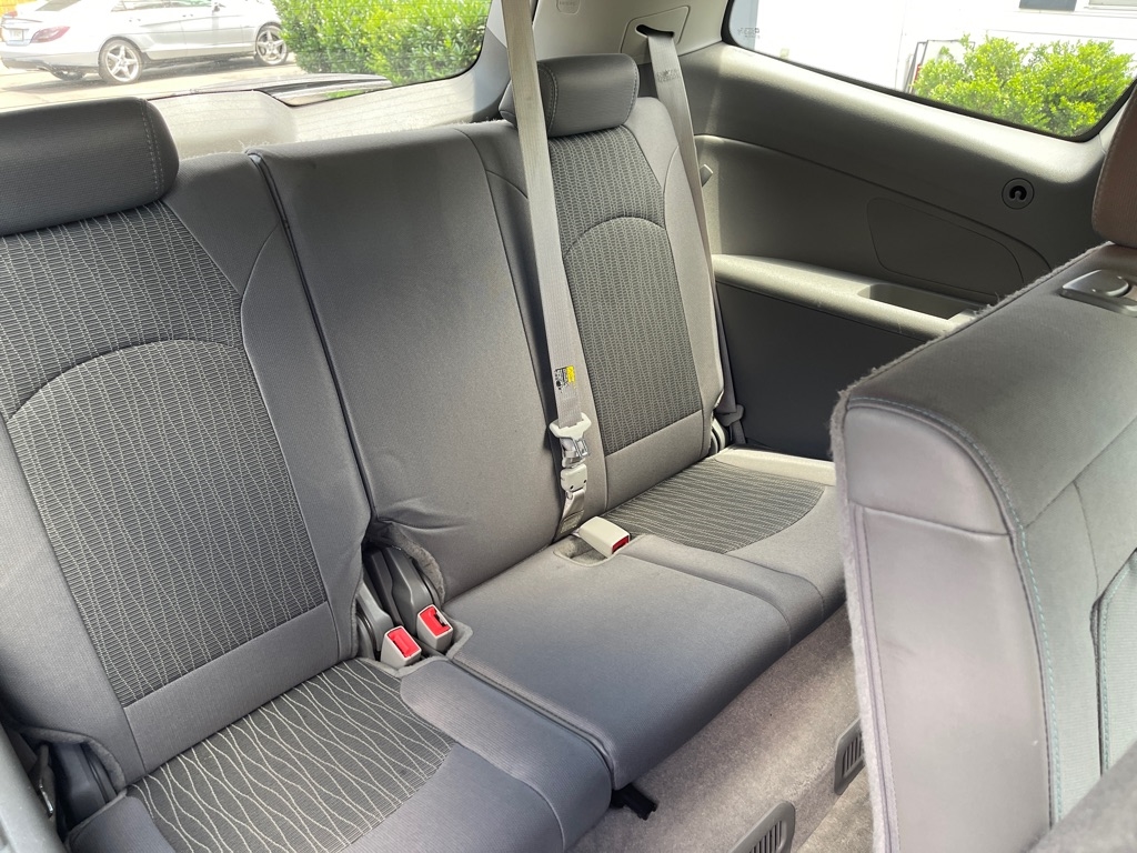 Chevrolet Traverse LS FWD w/PDC 2014